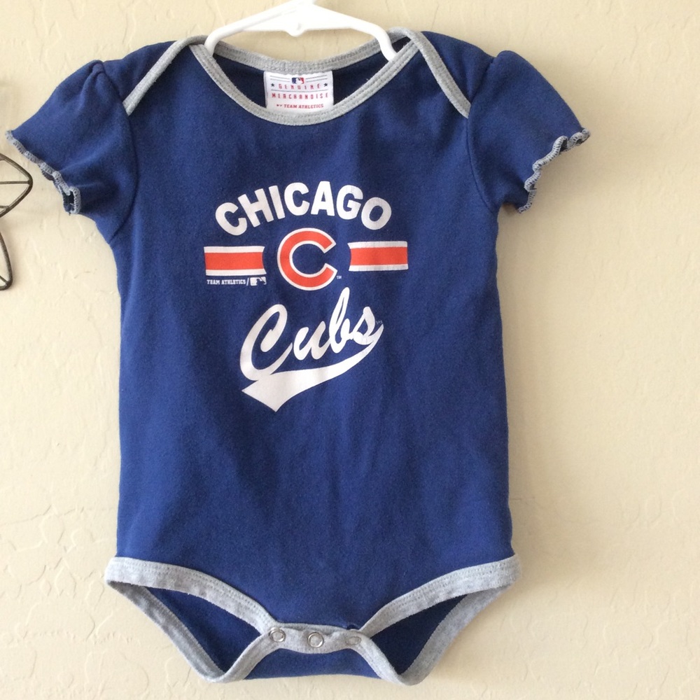 Chicago Cubs child’ onesie Major League Baseball